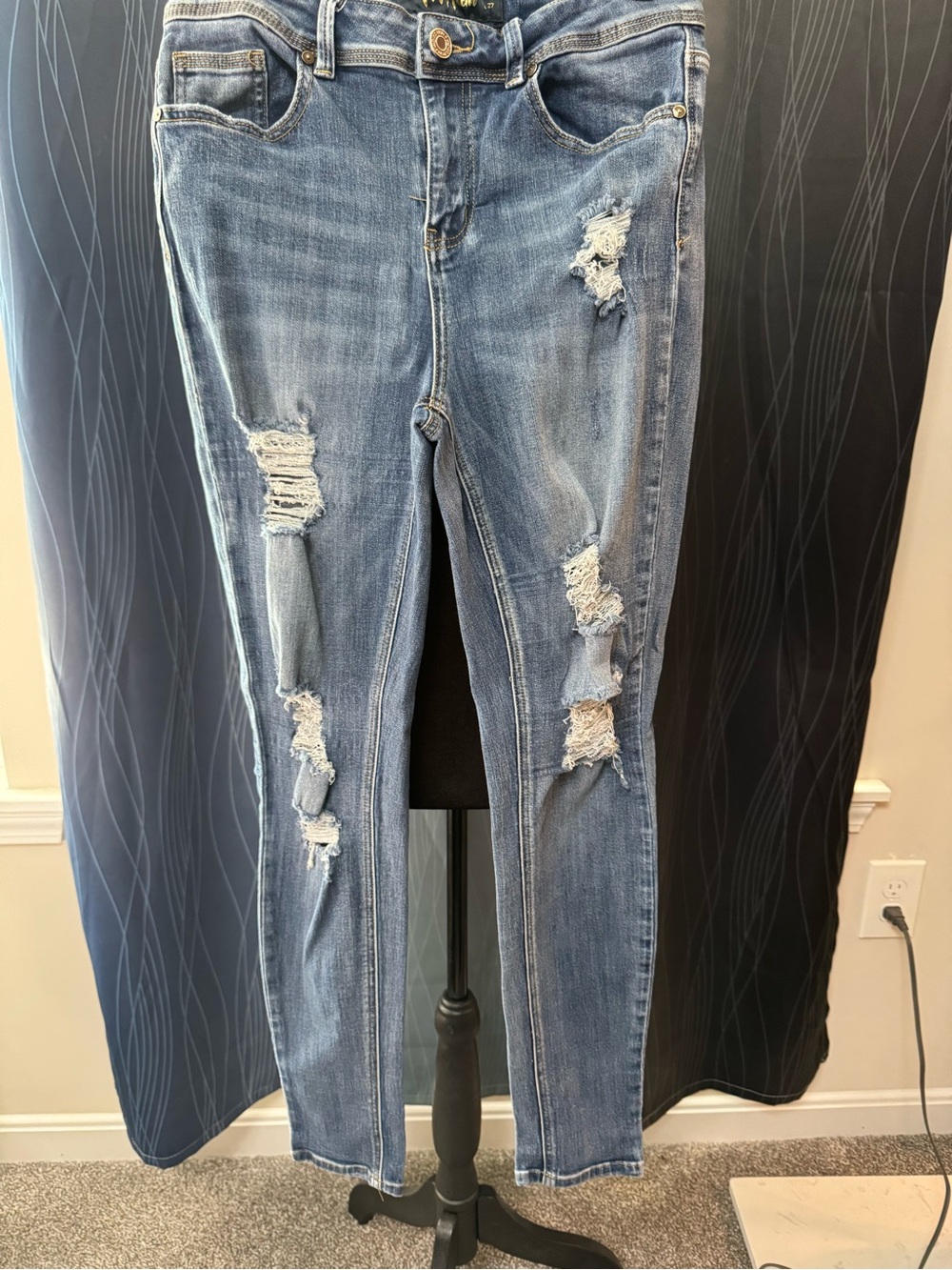 Indigo Rein Ripped Blue Women’s Skinny Jeans